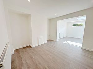 Lounge- click for photo gallery